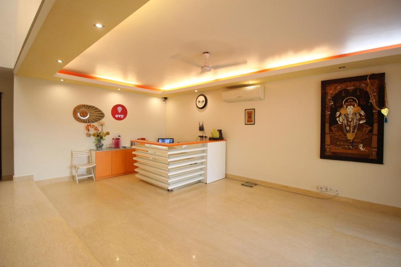 Hotel Super Collection O Sakshi Gurgaon Esterno foto