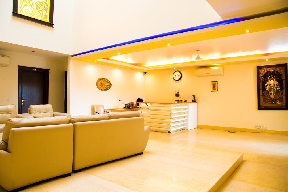 Hotel Super Collection O Sakshi Gurgaon Esterno foto